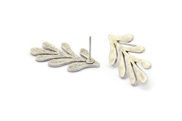 Silver Leaf Earring, 2 Antique Silver Plated Brass Leaf Stud Earrings (29x15x1.50mm) N1711