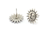 Silver Sun Earring, 2 Antique Silver Plated Brass Sun Stud Earrings (17mm) N1527