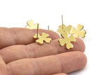 Brass Leaf Earring, 8 Raw Brass Clover Shaped Stud Earrings (14x0.80mm) A1668