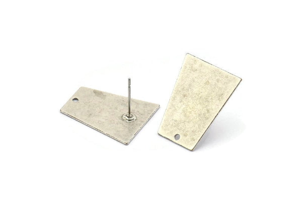 Silver Trapezoid Earring, 4 Antique Silver Plated Brass Trapezoid Stud Earrings With 1 Hole (22x17x11x0.60mm) D1026 A1830