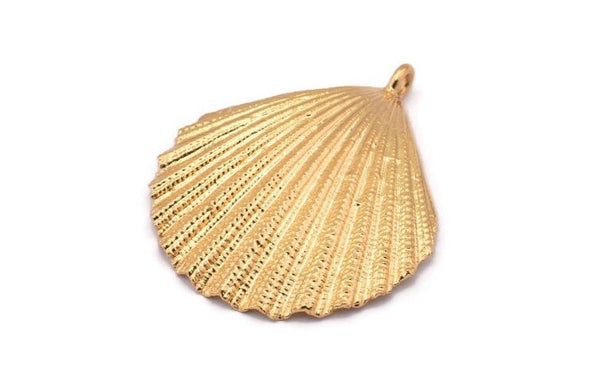 Gold Shell Charm, 1 Gold Plated Brass Sea Shell Charm with 1 Loop, Pendants, Charms, Findings (40x34mm) E286 Q0563