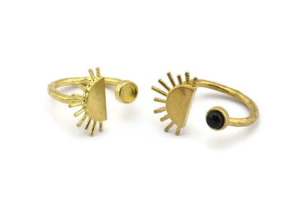 Brass Ring Settings, Raw Brass Moon And Sun Ring With 1 Stone Setting - Pad Size 4mm N1062