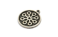 Nordic Runes Charm, 2 Antique Silver Plated Brass Viking Talisman Of Clarividencia Symbol Charms With 1 Loop (20x17x1.5mm) N2037