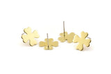 Brass Leaf Earring, 8 Raw Brass Clover Shaped Stud Earrings (14x0.80mm) A1668