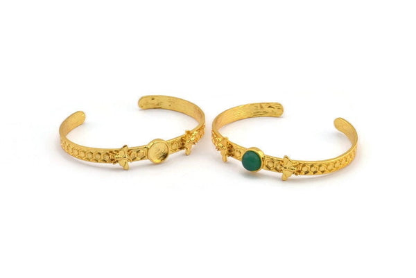 Gold Bee Cuff, Gold Plated Brass Bee Cuff Stone Setting With 1 Pad - Pad Size 8mm N1662