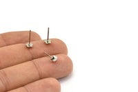 Silver Flower Earring, 10 Silver Tone Brass Flower Stud Earrings (5mm) D1408