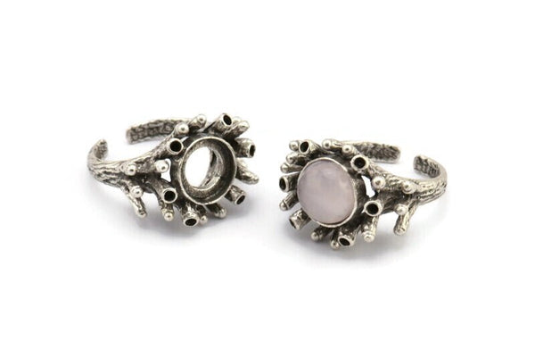 The Queen Ring Setting, 1 Antique Silver Plated Queen Ring Setting with Pad Size 10mm U043 H0294