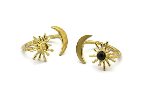 Brass Ring Settings, Raw Brass Moon And Sun Ring With 1 Stone Setting - Pad Size 4mm N1066