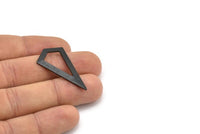 Siyah Üçgen Kolye, 3 Oksitlenmiş Pirinç Siyah Üçgen Kolye, Tılsımlar, Küpeler (38x20x0,8 mm) U148 S742