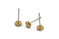 Brass Flower Earring, 12 Raw Brass Flower Stud Earrings (5mm) D1408