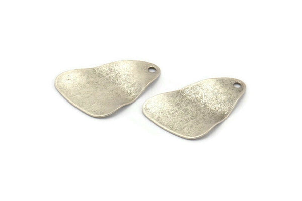 Silver Triangle Charm, 12 Antique Silver Plated Brass Wavy Triangle Charms With 1 Hole, Earrings, Findings (20x13x1mm) D0686