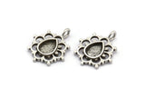 Gümüş Çiçek Tılsımı, 1 Halkalı 4 Antik Gümüş Kaplamalı Pirinç Çiçek Tılsımı - Ped Boyutu 6x8mm (21x17mm) N2077 H1474