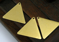 Tiny Triangle Charm, 150 Raw Brass Triangle Charms With 1 Hole (22x25mm) Brs 3027 A0082