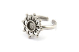 Silver Ring Settings, 2 Antique Silver Plated Brass Flower Rings With 1 Round Shaped Stone Setting - Pad Size 6mm N2101 H1414