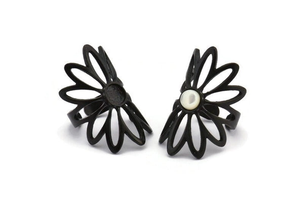 Black Ring Setting, Oxidized Black Brass Flower Ring With 1 Stone Settings - Pad Size 6mm N1793 H0778