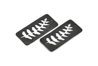 Siyah Yaprak Tılsımı, 1 Delikli 2 Dokulu Oksitlenmiş Siyah Pirinç Dikdörtgen Tılsım, Kolye Uçları (38x19mm) V100