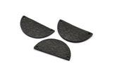 Hammered Half Moon, 2 Hammered Oxidized Brass Black Semi Circle Blanks with 2 Holes (30x15x1.2mm) N0390 S832