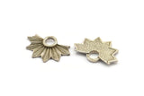 Silver Badge Charm, 2 Antique Silver Plated Brass Rosette Charms, Pendants, Earrings, Findings (33x21mm) N0786