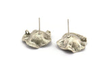 Silver Flower Earring, 2 Antique Silver Plated Brass Flower Stud Earrings With 1 Loop (18mm) N1223