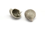 Silver Shell Earring, 2 Antique Silver Plated Brass Sea Shell Stud Earrings (22x19mm) N0939