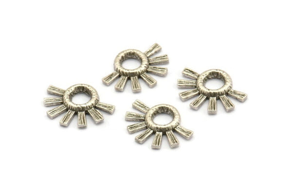 Silver Daisy Charm, 4 Tiny Hammered Antique Silver Plated Brass Flower Pendants (18x13x1.2mm) N1186