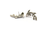 Silver Fish Earring, 2 Antique Silver Plated Brass Fish Stud Earrings (28x16mm) N0774