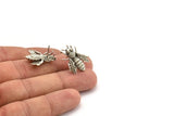Silver Bee Earring, 2 Antique Silver Plated Brass Bee Stud Earrings (22x20mm) N0916