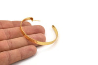 Gold Geometric Earring, 2 Hammered Gold Plated Brass Circle Stud Earrings (53x5x1mm) N1806
