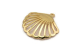 Gold Shell Charm, Gold Plated Brass Sea Shell Pendant With 1 Loop (31x32x1mm) N1293
