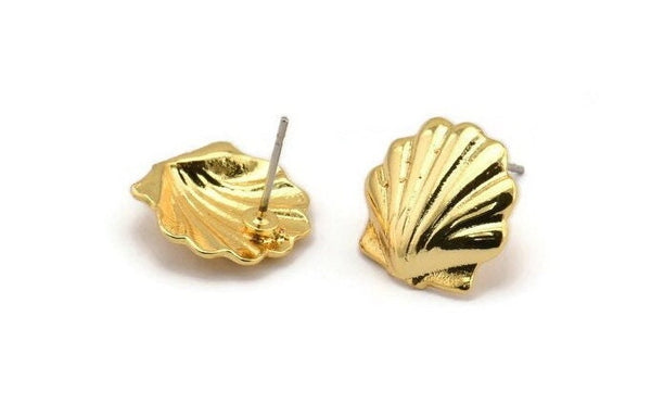 Gold Shell Earring, 4 Gold Plated Brass Sea Shell Stud Earrings (15x14mm) N0944