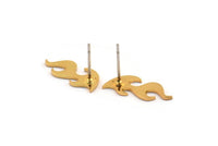 Gold Fire Earring, 8 Gold Plated Brass Fire Shaped Stud Earrings (17x8x0.80mm) A2727
