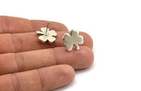 Silver Flower Earring, 4 Antique Silver Plated Brass Flower Stud Earrings (15x2mm) D1183 A1231
