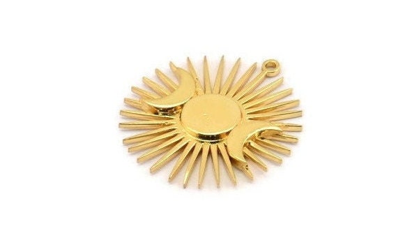 Gold Moon Charm, Gold Plated Brass Moon And Planet Charm With 1 Loop, Pendant (31x29x2mm) N1434