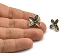 Silver Flower Earring, 2 Antique Silver Plated Brass Flower Stud Earrings With 1 Loop (21x19mm) N1927