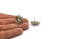 Silver Sun Earring, 2 Antique Silver Plated Brass Sunshine Stud Earrings with 6mm Stone pad (23mm) N0859