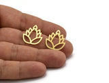 Brass Flower Earring, 6 Raw Brass Lotus Flower Stud Earrings, Findings (20x19x0.60mm) A3599