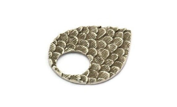 Silver Drop Pendant, Antique Silver Plated Brass Fish Scale Textured Pendant, Charm, Earring, Finding (32.5x27mm) E399