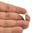 Silver Fish Tail Charm, 4 Antique Silver Plated Brass Fish Tail Pendants, Jewelry Supplies, Findings (17x19mm) N0334