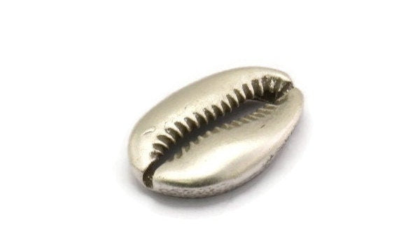 Silver Shell Finding, 1 Antique Silver Plated Brass Cowrie Shell Findings, Pendants, Charms, Earrings, Beads 32-34MM E338