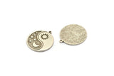 Silver Round Charm, Antique Silver Plated Brass Round Charm With 1 Loop, Yin Yang Findings, Sun Charms (28x25x1.5mm) N2277