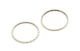 Elegant Circle Finding, 12 Antique Silver Plated Brass Circles (25mm) A0594