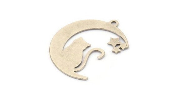 Silver Cat Charm, 6 Antique Silver Plated Brass Crescent Moon And Cat Shaped Charms With 1 Loop, Earring Findings (26x20x0.60mm) A4515