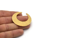 Hammered Moon Charm, Gold Plated Hammered Brass Crescent Moon Charm With 2 Holes, Pendant (45x44x14mm) N0199