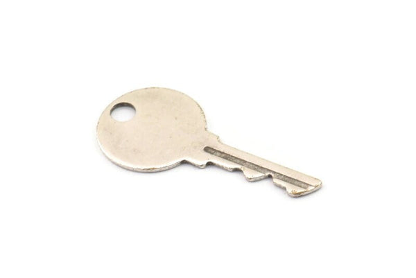 Silver Key Charm, 6 Antique Silver Plated Brass Key Charms With 1 Hole, Earrings, Pendants, Findings (33x15x0.80mm)  D864