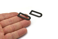 D Şekilli Charm - 6 Oksitlenmiş Siyah Kaplamalı Pirinç D Şekilli Konnektör, Boşluklar (30x13x0,80 mm) M070