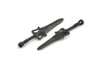 Knight&#39;s Sword Pendant, Oxidized Black Brass Sword Charm With 1 Loop, Findings (49mm) N0187 H1081