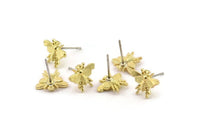 Brass Fly Earring, 8 Raw Brass Fly Stud Earrings, Bug Stud Earrings (11x9mm) N2580