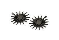 Siyah Güneş Charm, 2 Oksitlenmiş Siyah Pirinç, Siyah Güneş, Charm Kolye Ucu, Siyah Kolye Ucu, 1 Halkalı Siyah Charm (32x30mm) N1518 H0876