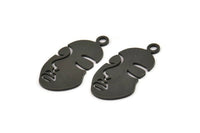 Black Face Charm, 4 Oxidized Black Brass Face Charms With 1 Loop (33.5x17x1mm) E023