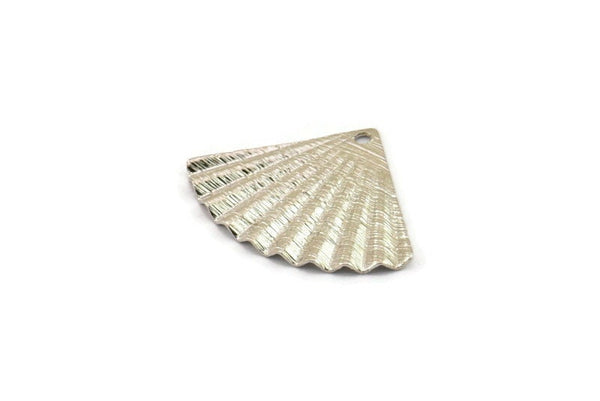 Silver Shell Charm, 12 Silver Tone Brass Sea Shell Charm With 1 Hole, Pendants, Earrings, Findings (14x20mm) D1535